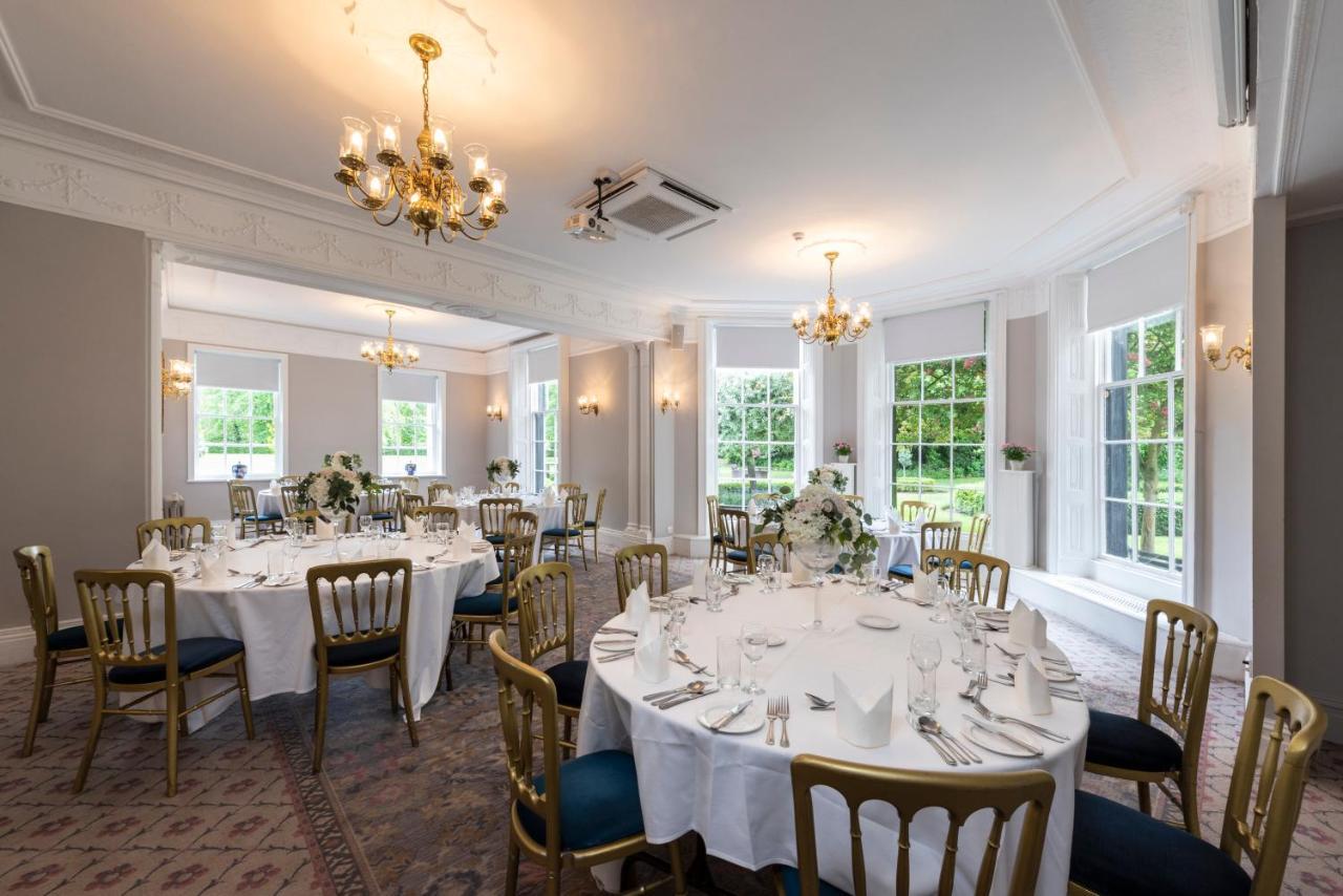 Statham Lodge Hotel Warrington  Exterior foto