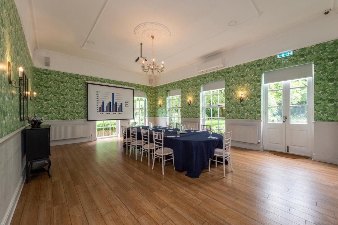 Statham Lodge Hotel Warrington  Exterior foto