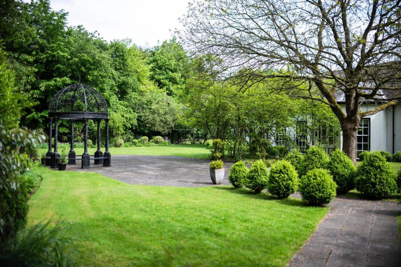 Statham Lodge Hotel Warrington  Exterior foto