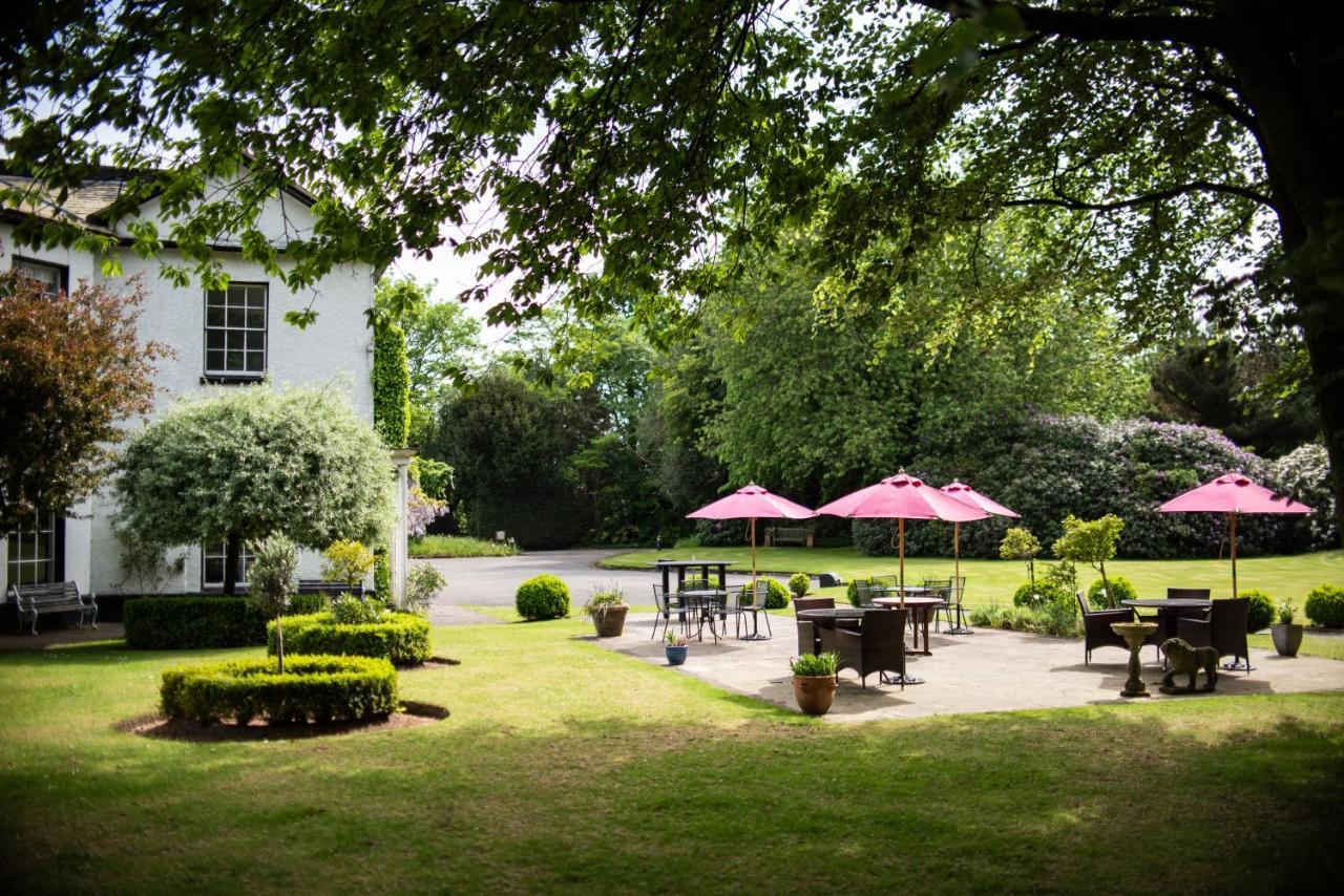 Statham Lodge Hotel Warrington  Exterior foto